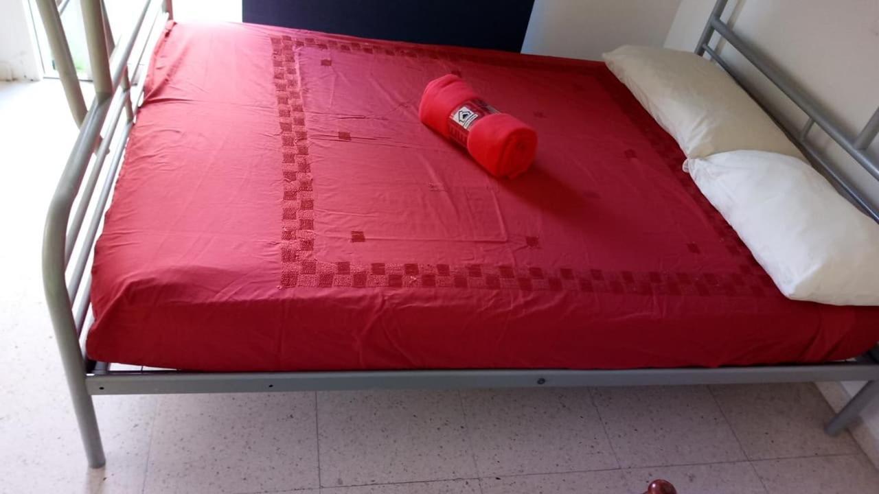 Paphos Inn Bagian luar foto