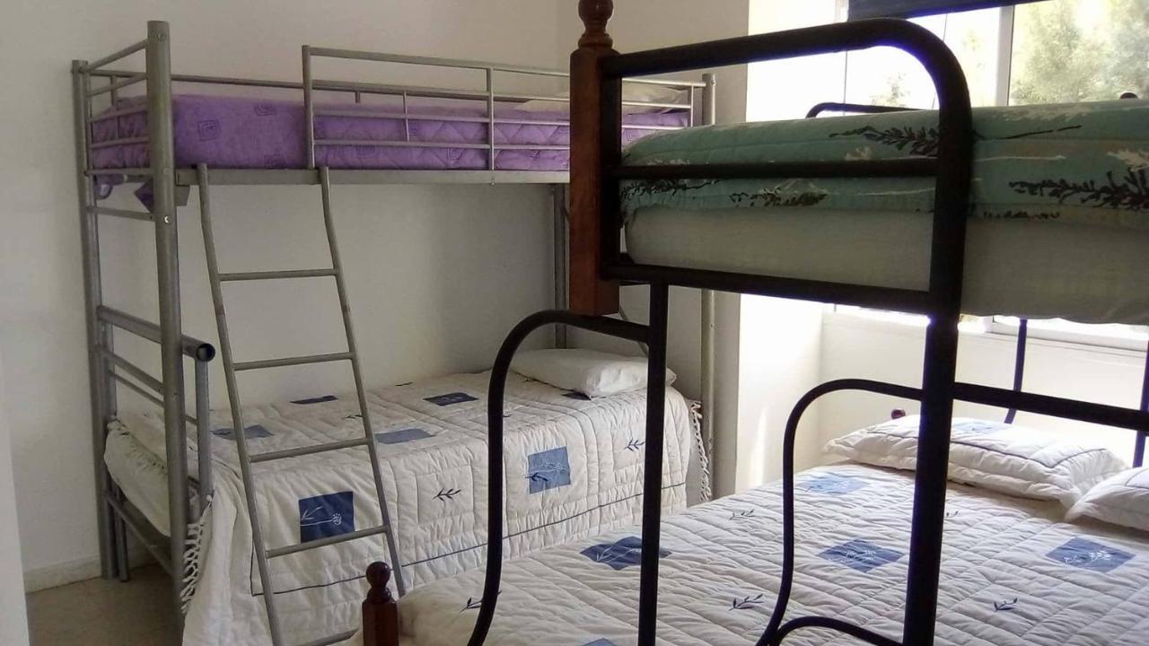 Paphos Inn Bagian luar foto