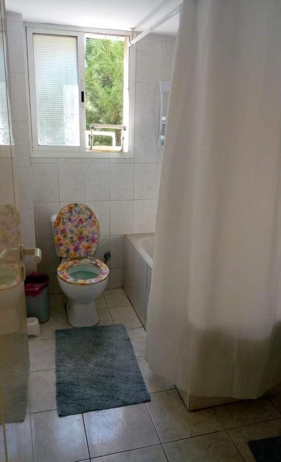 Paphos Inn Bagian luar foto