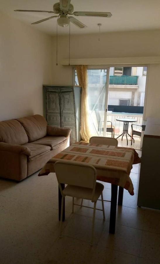 Paphos Inn Bagian luar foto