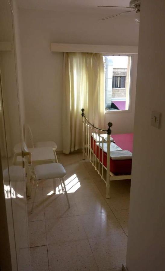 Paphos Inn Bagian luar foto